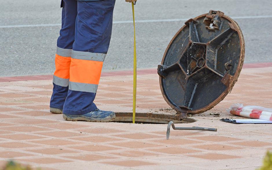 comment déboucher un évier Élancourt